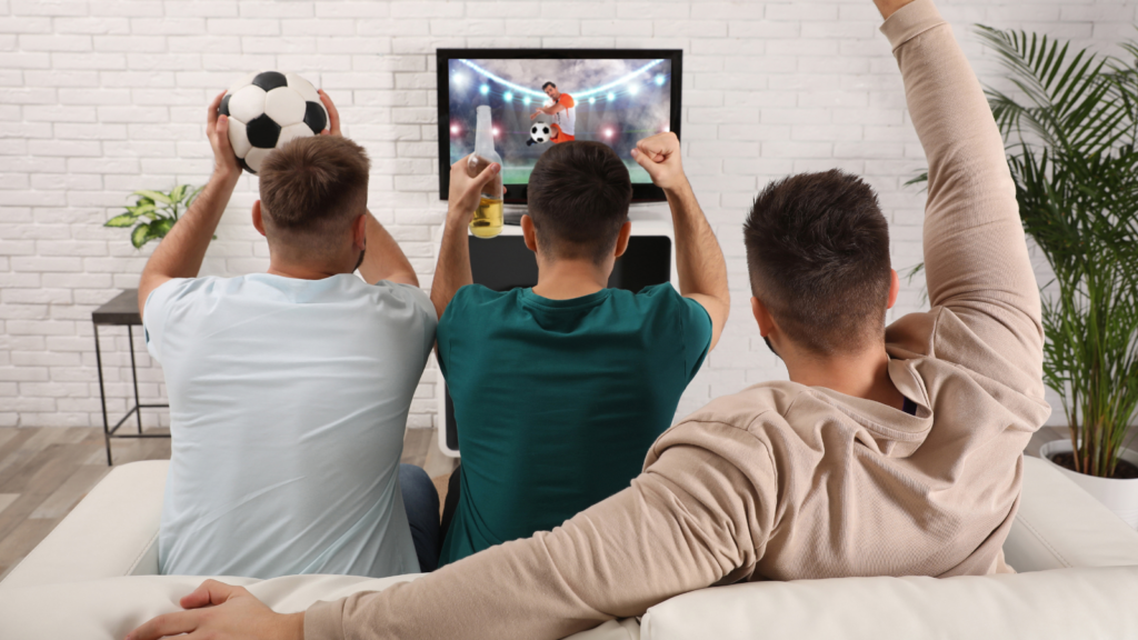 خمن نتائج مباريات واربح مايصل الى 2500 دولار يوميا في تطبيق weisro