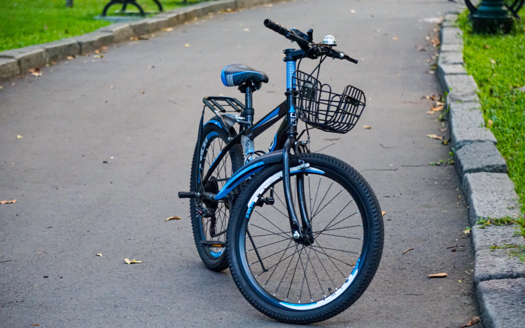 دراجة للبيع بسعر ممتاز